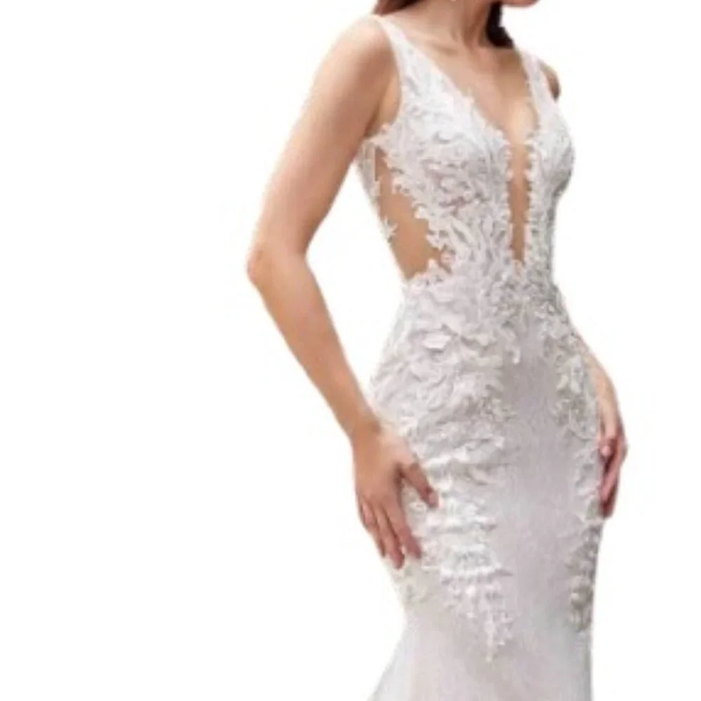 NWT Andrea and Leo A1072W Lace/Tulle  Wedding Dress Off White Size 14
